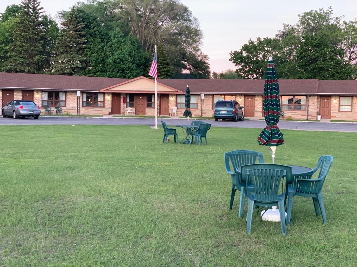 Timberly Motel Гейлорд Экстерьер фото