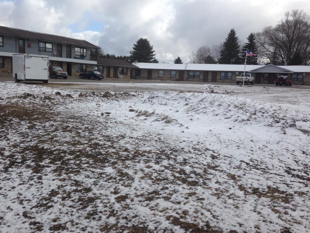 Timberly Motel Гейлорд Экстерьер фото